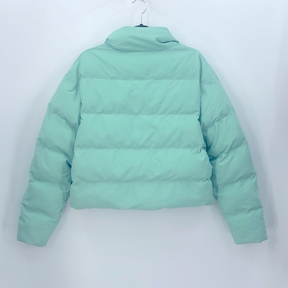 GYMSHARK Puffer Jacket - Picture 9 of 9